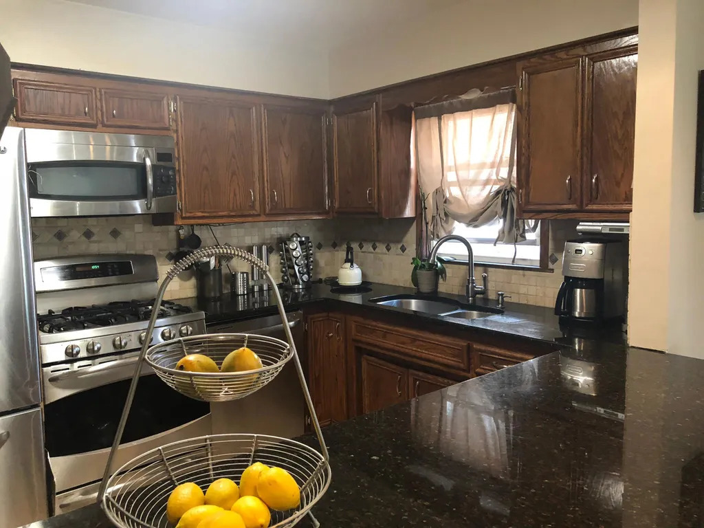 4656 Custer Avenue #1B, Brookfield, IL 60513
