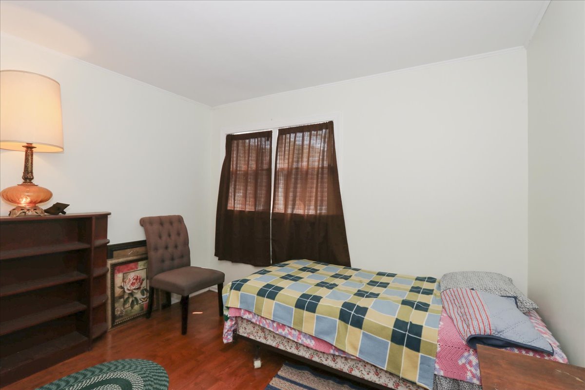 721 Dulles Road #B, Des Plaines, IL 60016