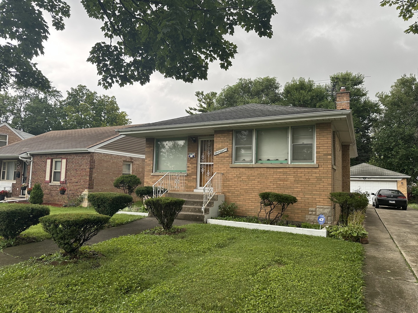 311 Buckthorn Lane, Hillside, IL 60162