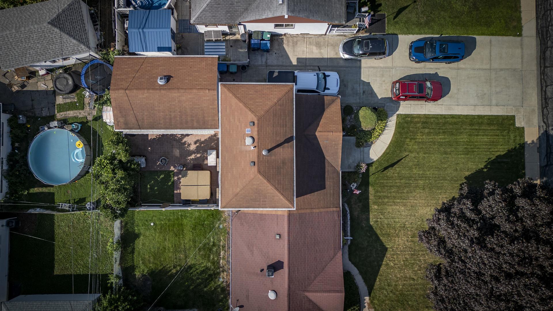 8925 S Main Street, Hometown, IL 60456