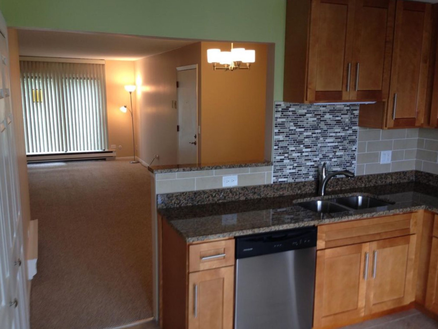 193 N Waters Edge Drive #302, Glendale Heights, IL 60139