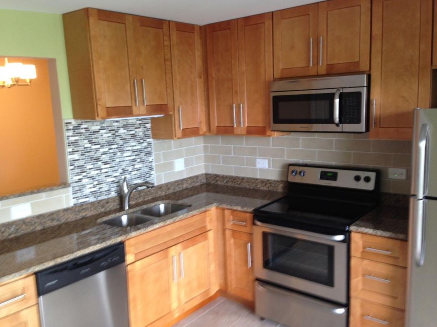 193 N Waters Edge Drive #302, Glendale Heights, IL 60139