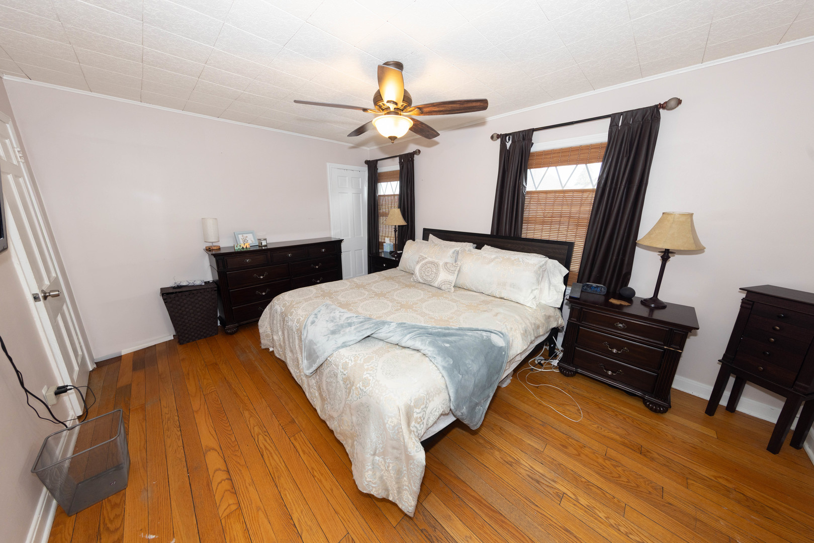 802 Bristol Avenue, Westchester, IL 60154