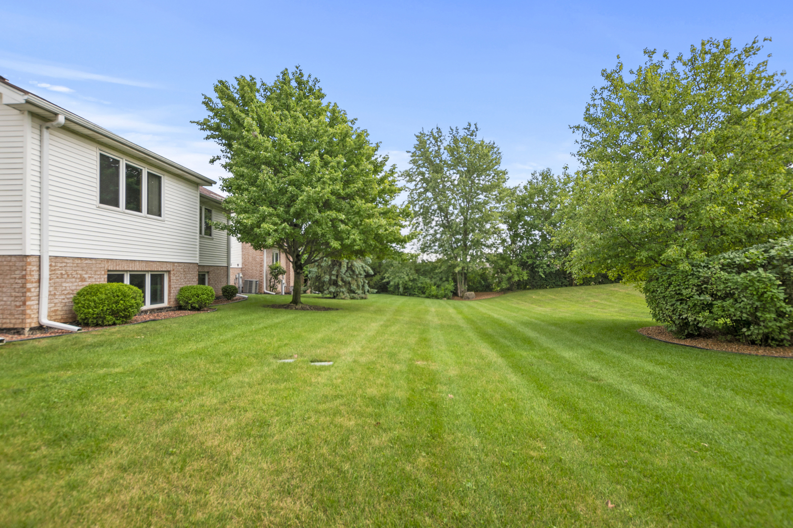 10937 Saffron Court, Orland Park, IL 60467