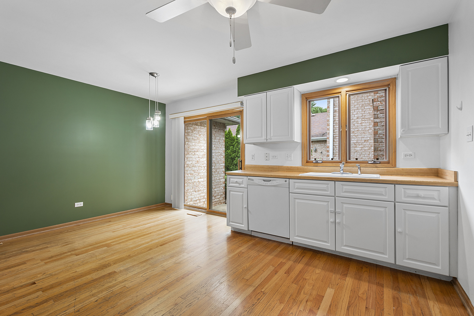 10937 Saffron Court, Orland Park, IL 60467