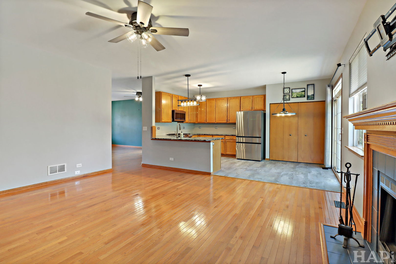 1236 Kathleen Court, Antioch, IL 60002