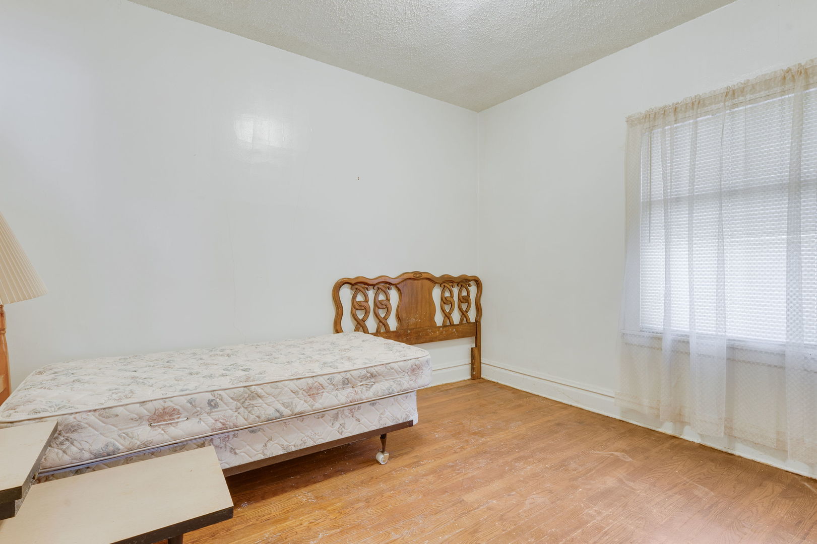 7617 S Crandon Avenue, Chicago, IL 60649