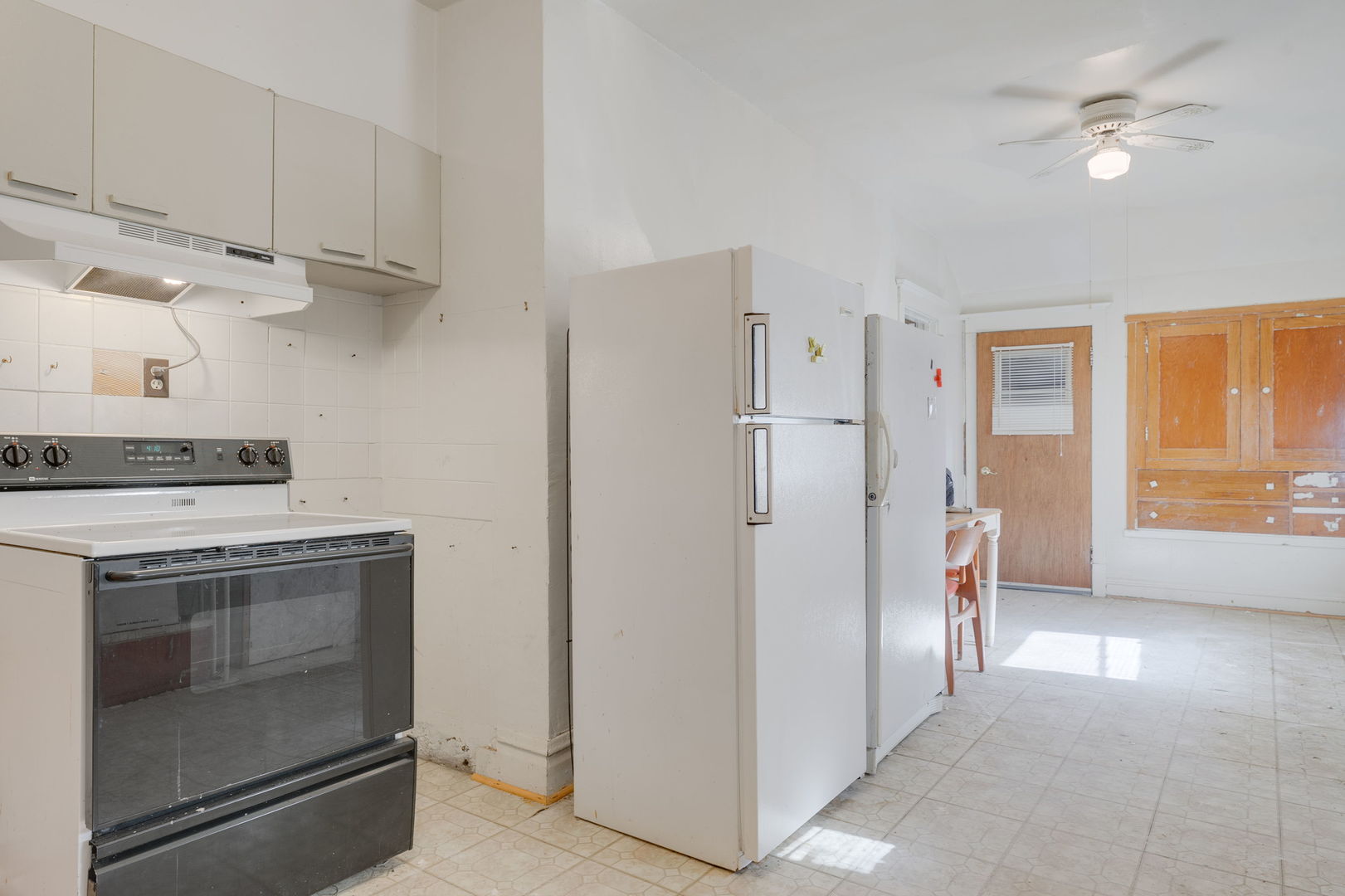 7617 S Crandon Avenue, Chicago, IL 60649