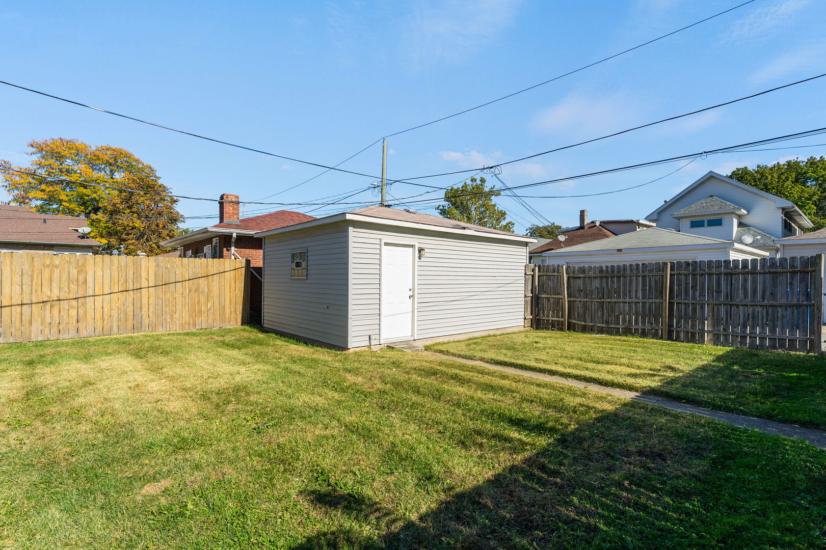 7617 S Crandon Avenue, Chicago, IL 60649