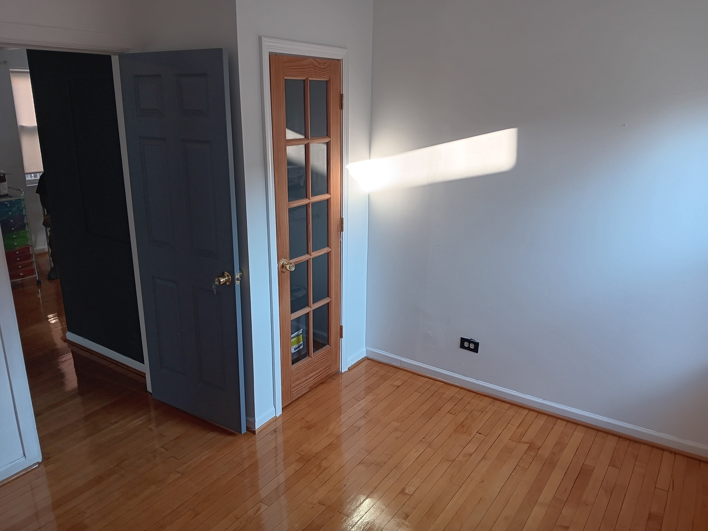 5807 W Walton Street, Chicago, IL 60651