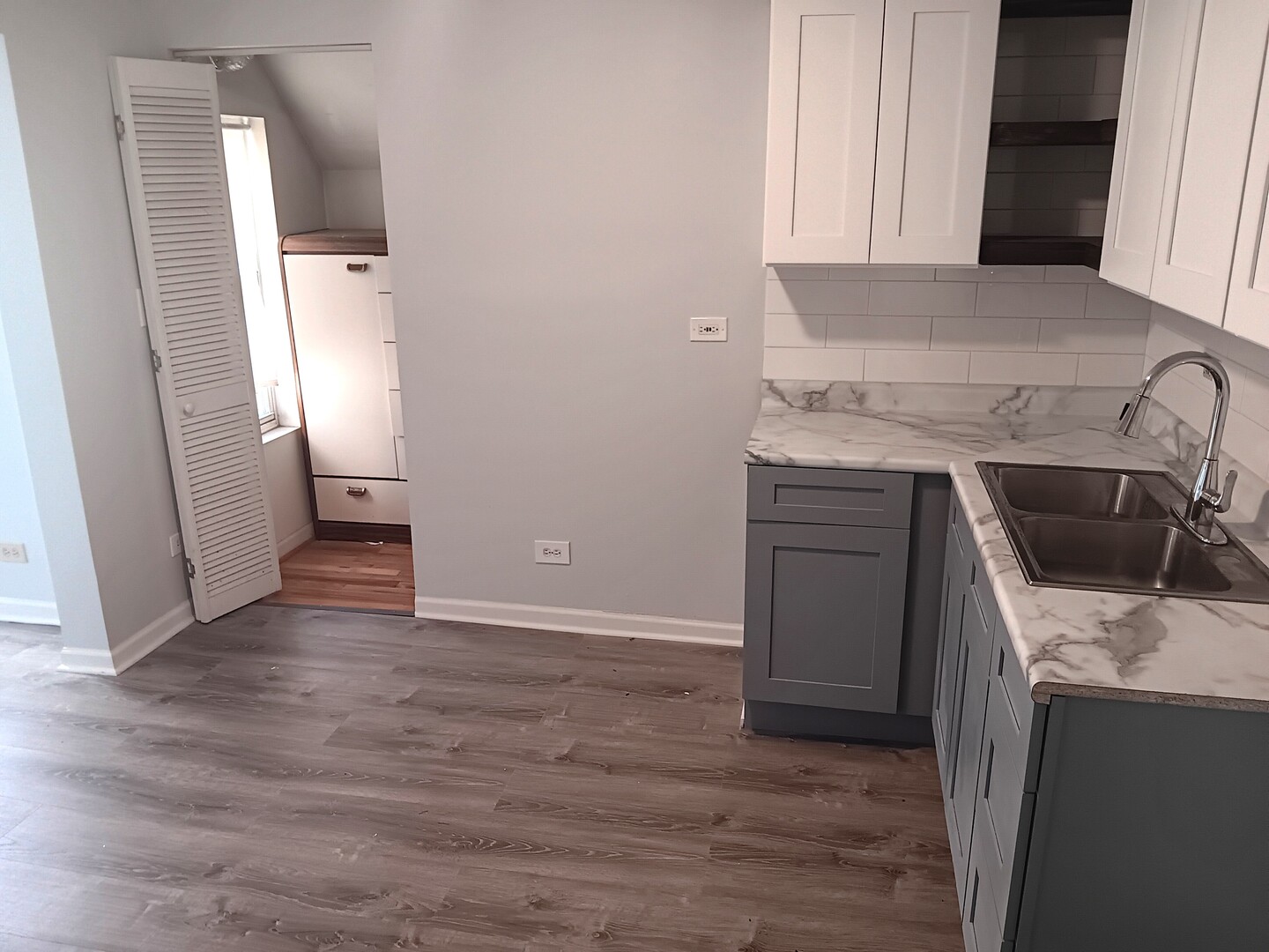 5807 W Walton Street, Chicago, IL 60651