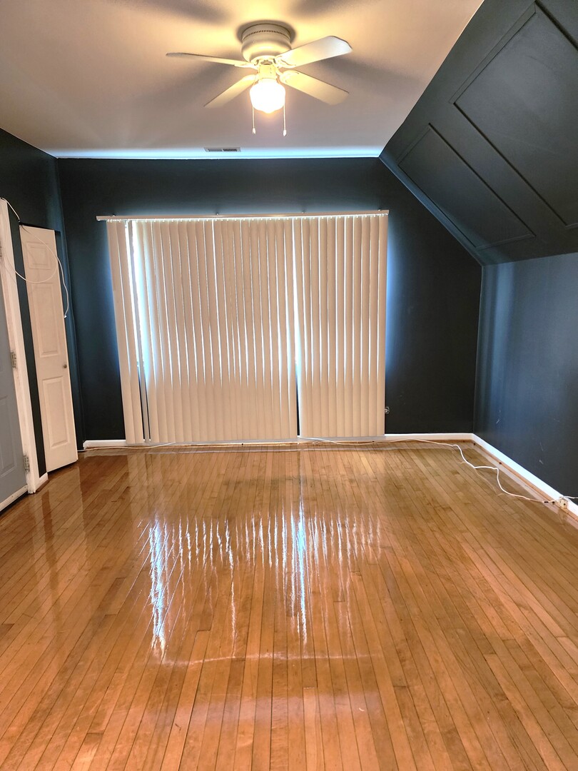 5807 W Walton Street, Chicago, IL 60651