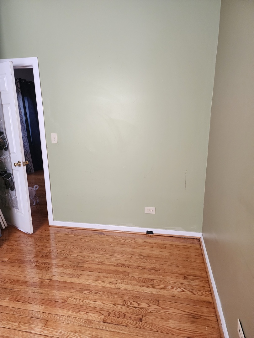 5807 W Walton Street, Chicago, IL 60651