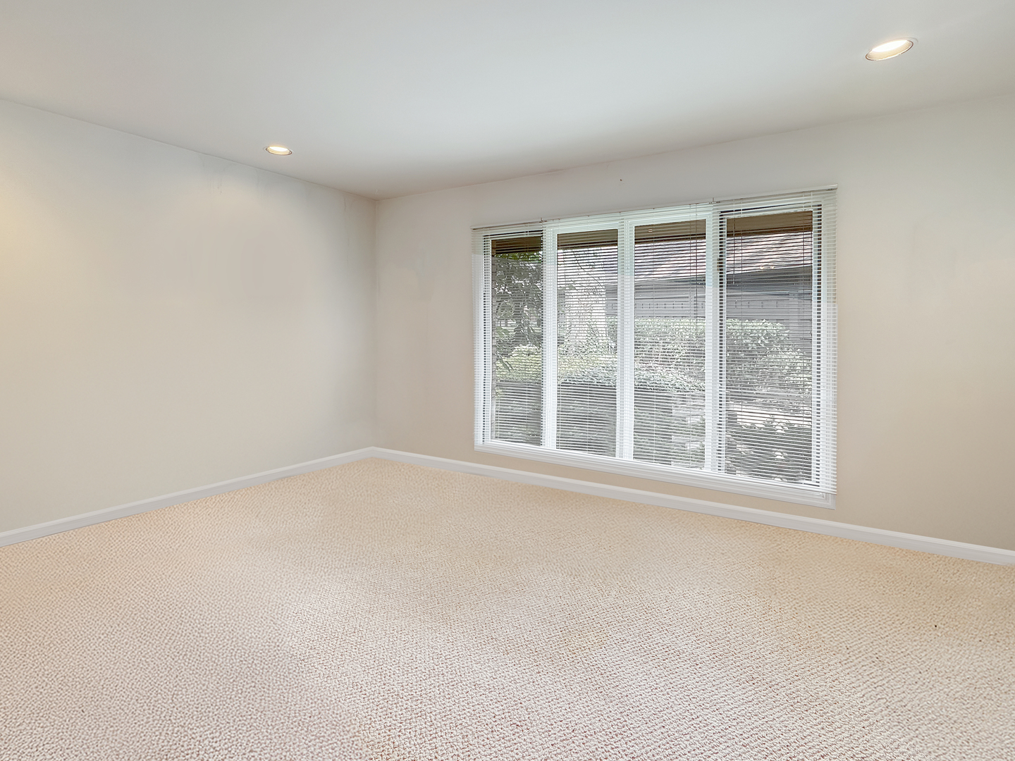 1935 Mission Hills Lane, Northbrook, IL 60062