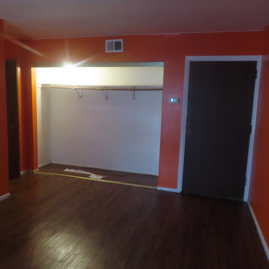 550 Ida Street #2NW, Des Plaines, IL 60016