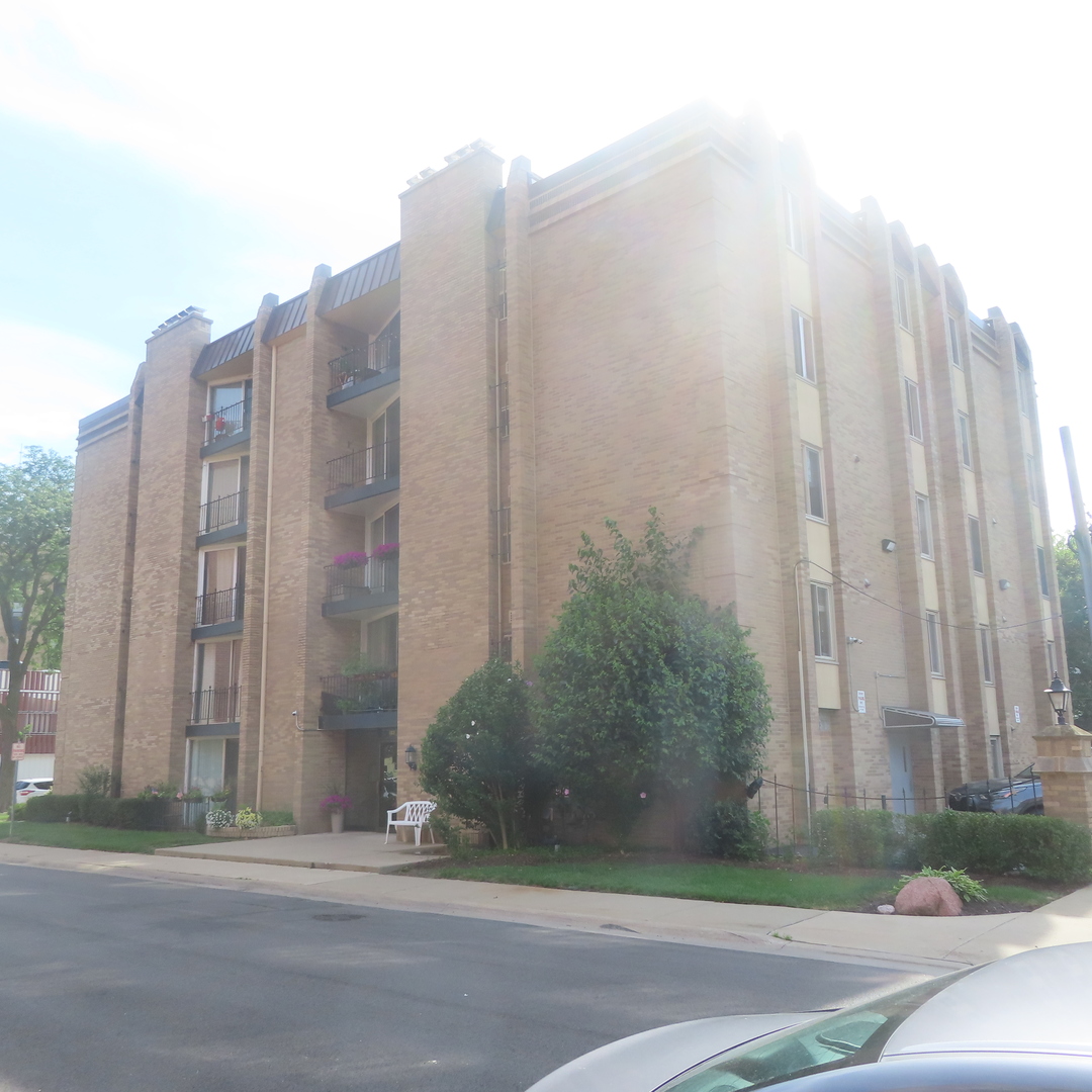 550 Ida Street #2NW, Des Plaines, IL 60016