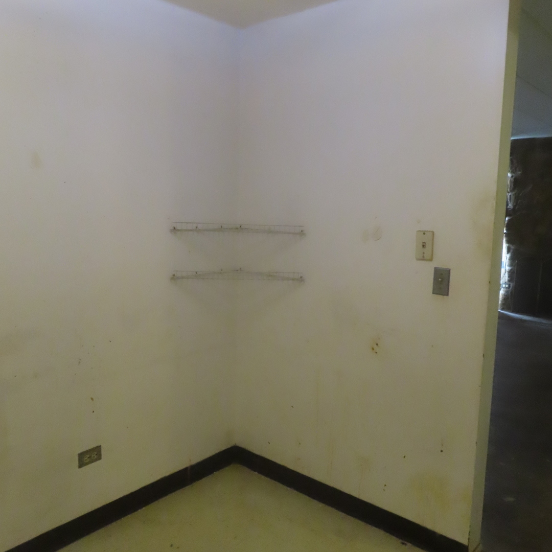 550 Ida Street #2NW, Des Plaines, IL 60016