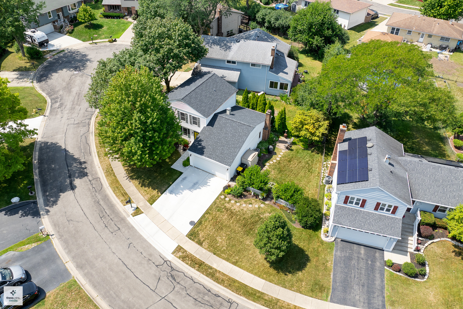 806 Ottawa Court, Carol Stream, IL 60188