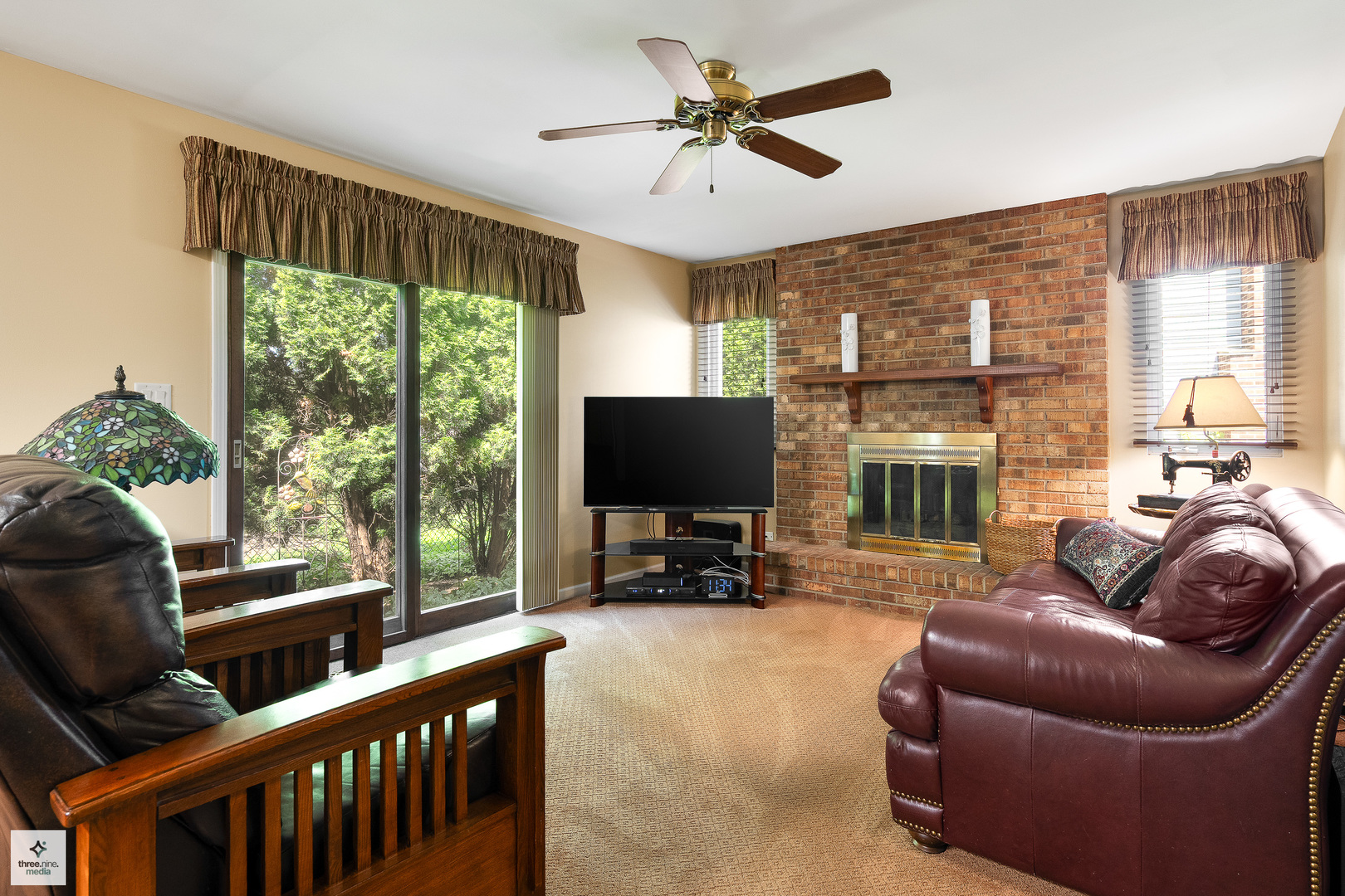 806 Ottawa Court, Carol Stream, IL 60188