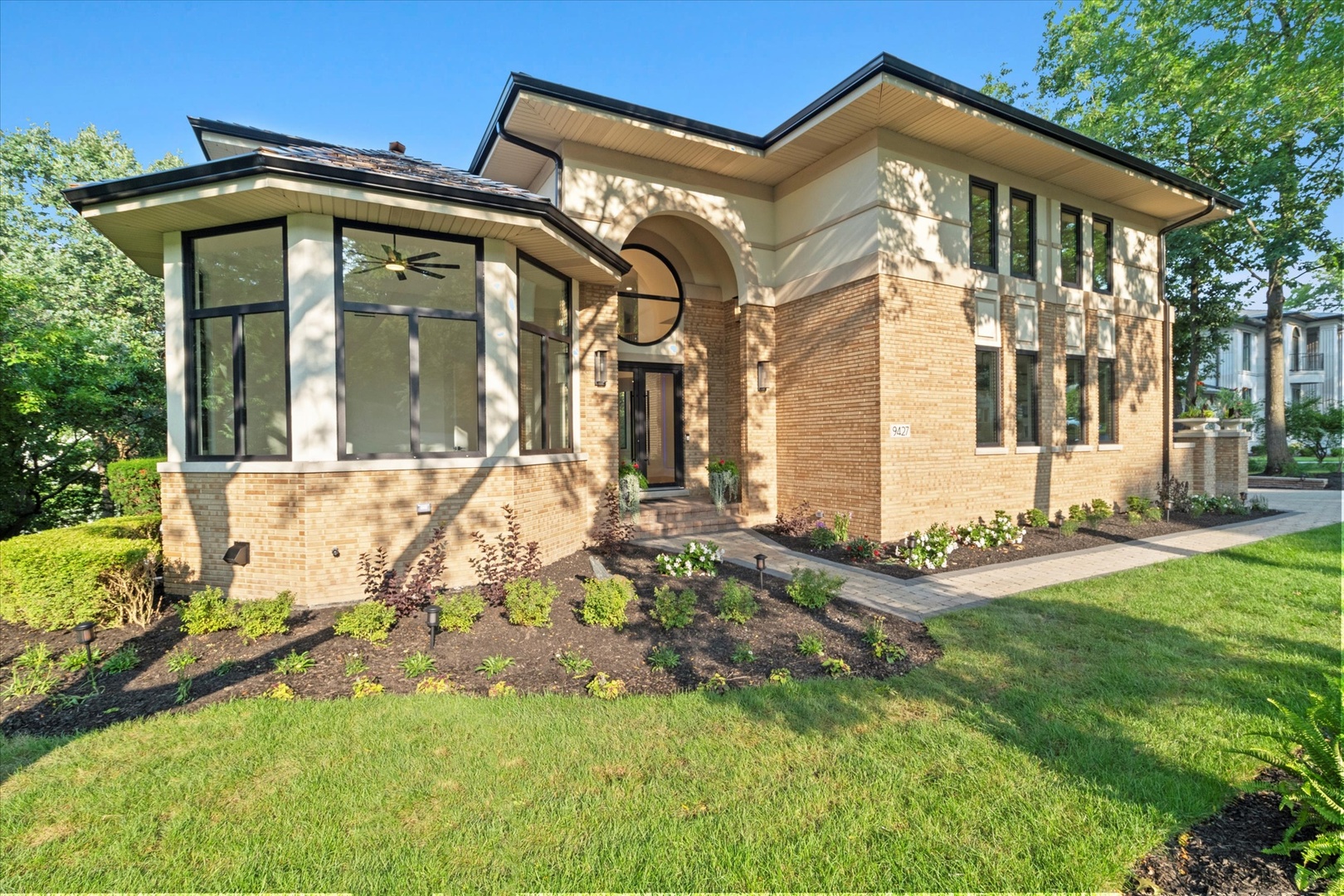9427 Falling Waters Drive, Burr Ridge, IL 60527