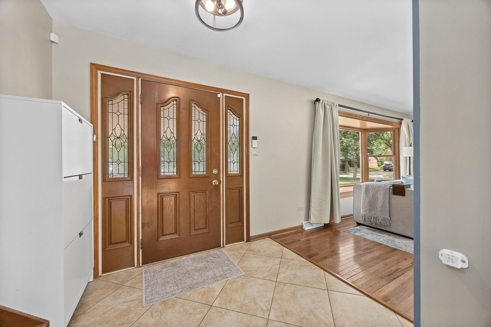 125 Sherwood Court, Downers Grove, IL 60516