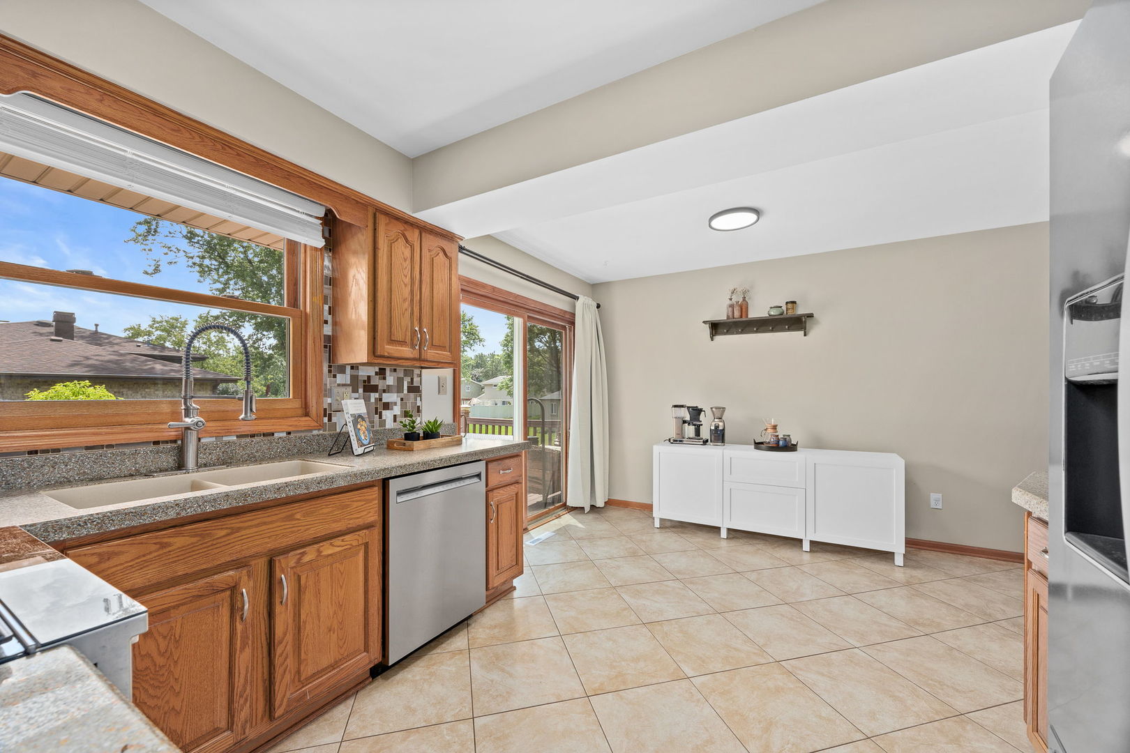 125 Sherwood Court, Downers Grove, IL 60516