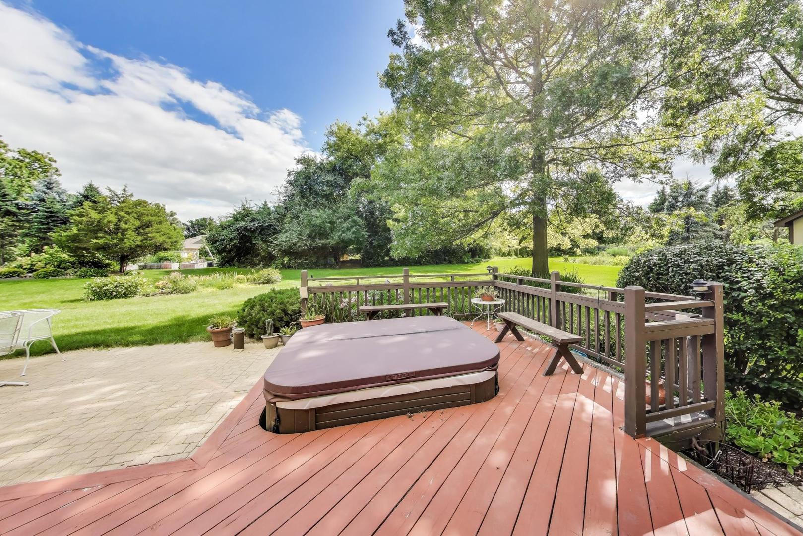 3S210 Herrick Road, Warrenville, IL 60555