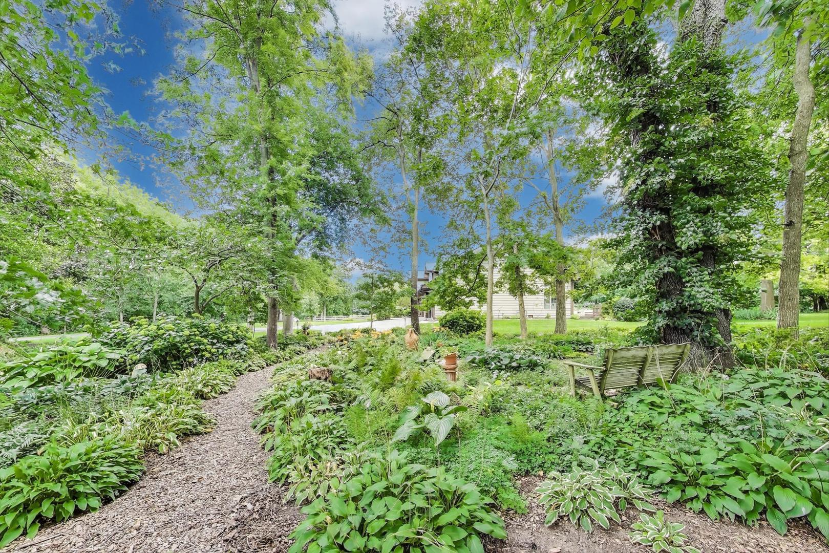 3S210 Herrick Road, Warrenville, IL 60555