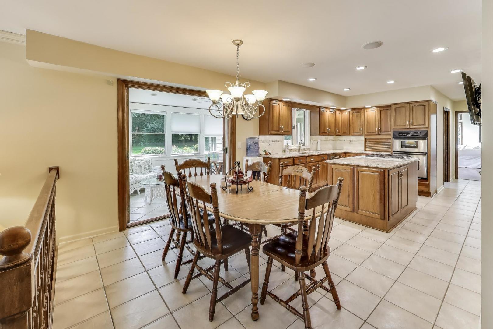 3S210 Herrick Road, Warrenville, IL 60555