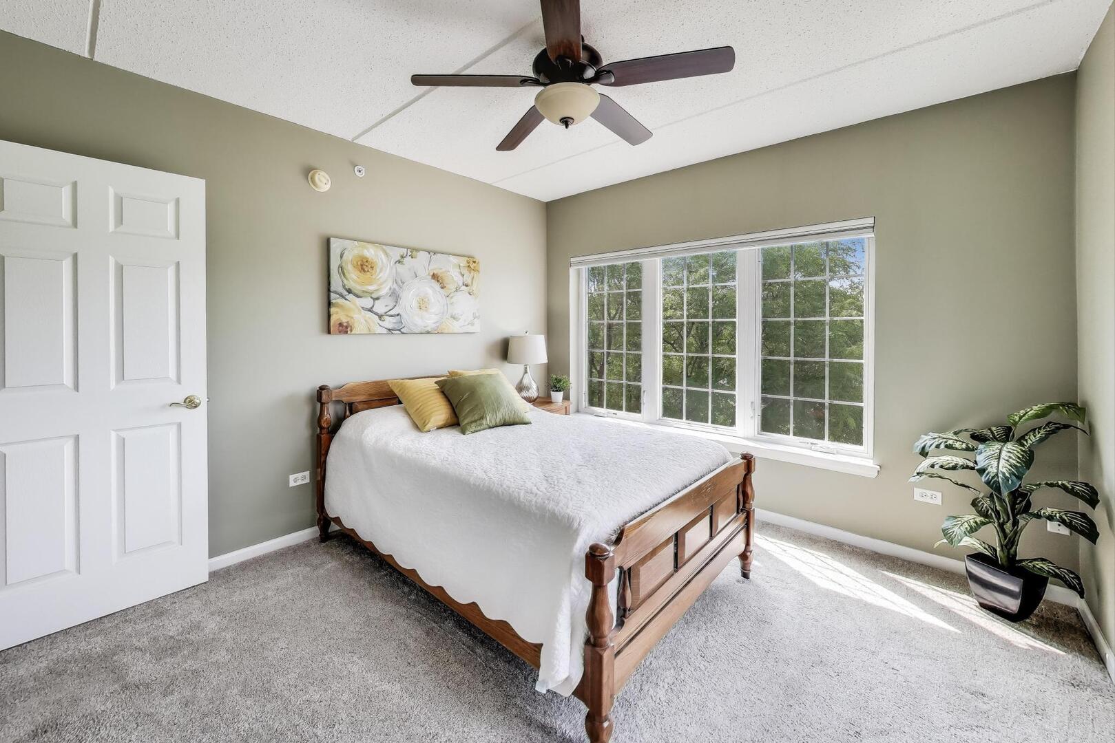 124 W Colfax Street #409, Palatine, IL 60067