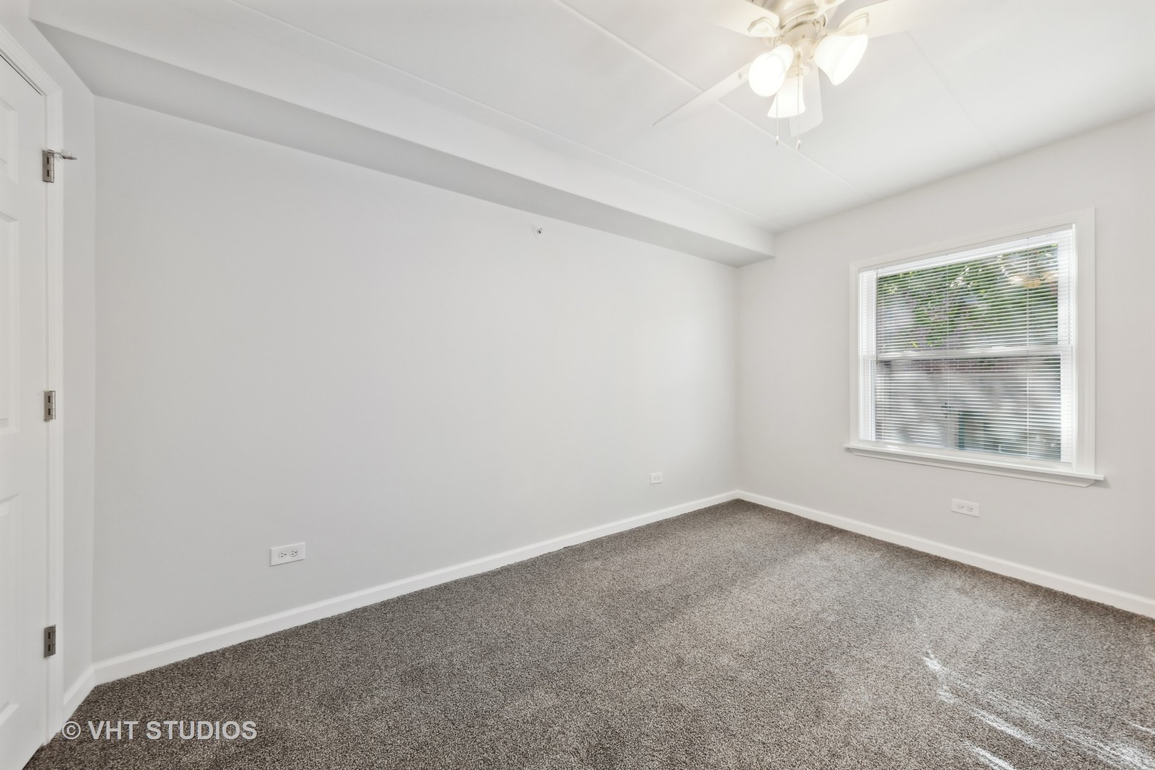 515 N Cass Avenue #2G, Westmont, IL 60559
