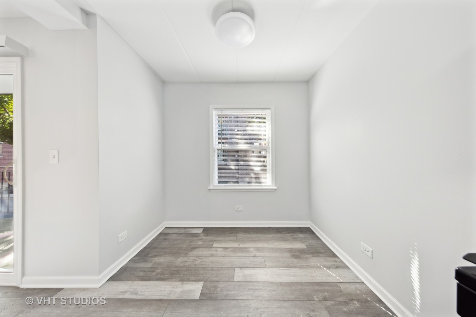 515 N Cass Avenue #2G, Westmont, IL 60559