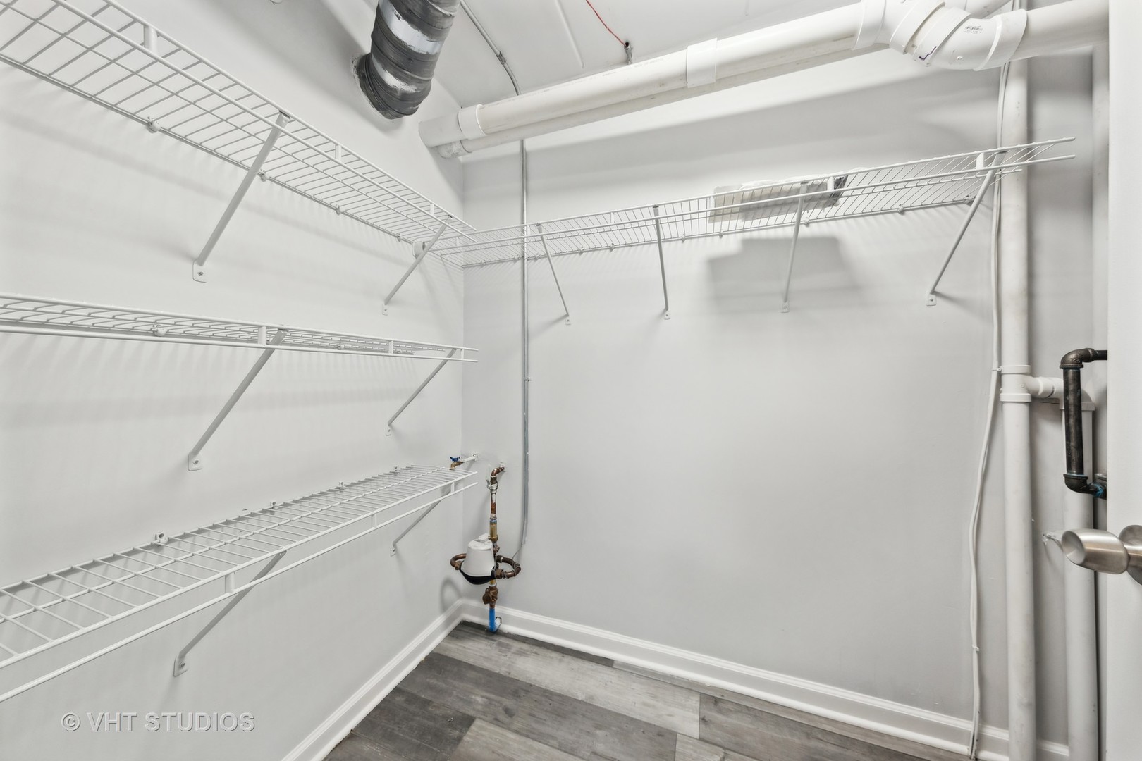 515 N Cass Avenue #2G, Westmont, IL 60559