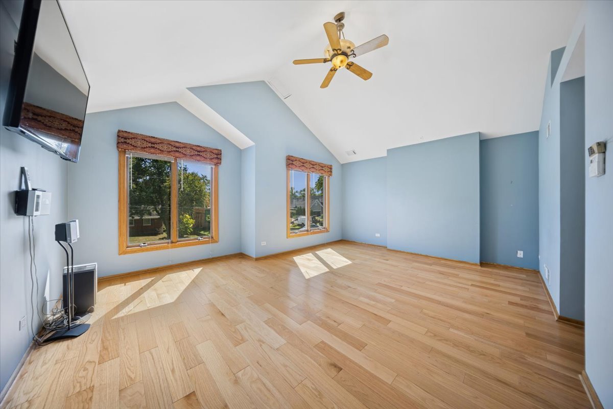 7660 W 124th Place, Palos Heights, IL 60463