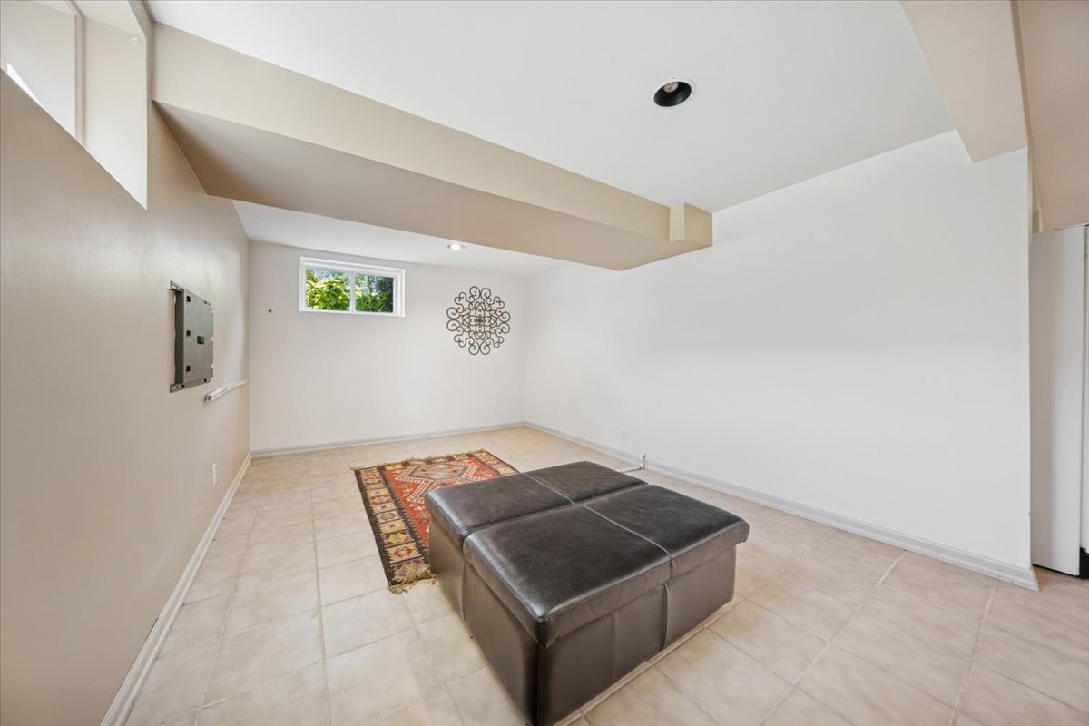 7660 W 124th Place, Palos Heights, IL 60463