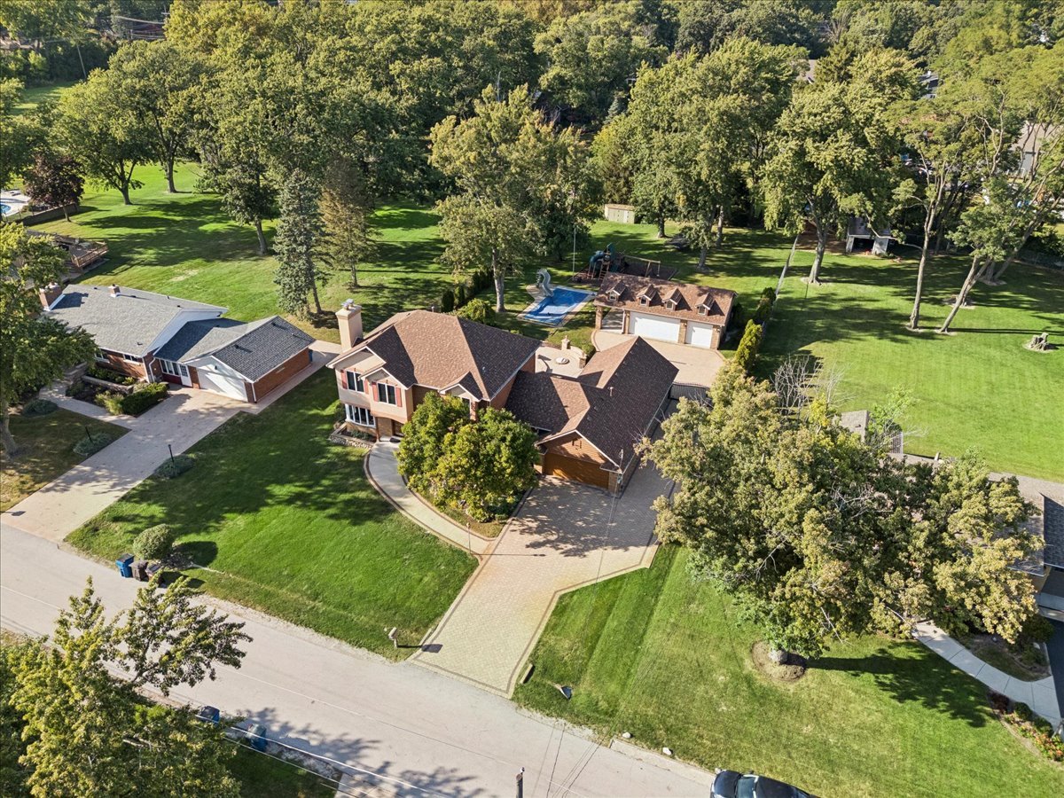7660 W 124th Place, Palos Heights, IL 60463