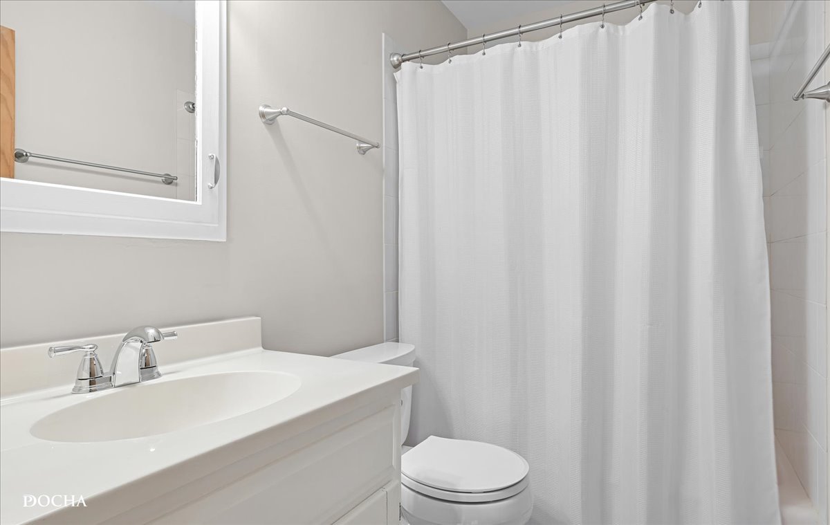 23W234 Woodcroft Drive, Glen Ellyn, IL 60137