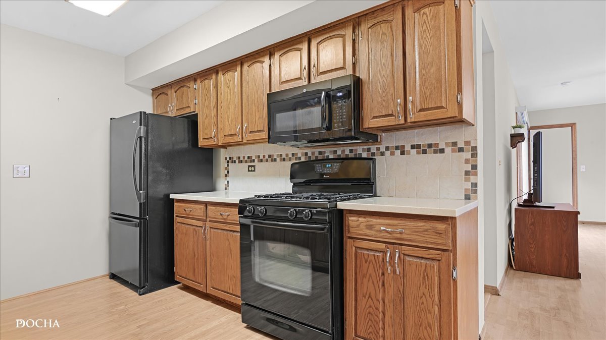 23W234 Woodcroft Drive, Glen Ellyn, IL 60137