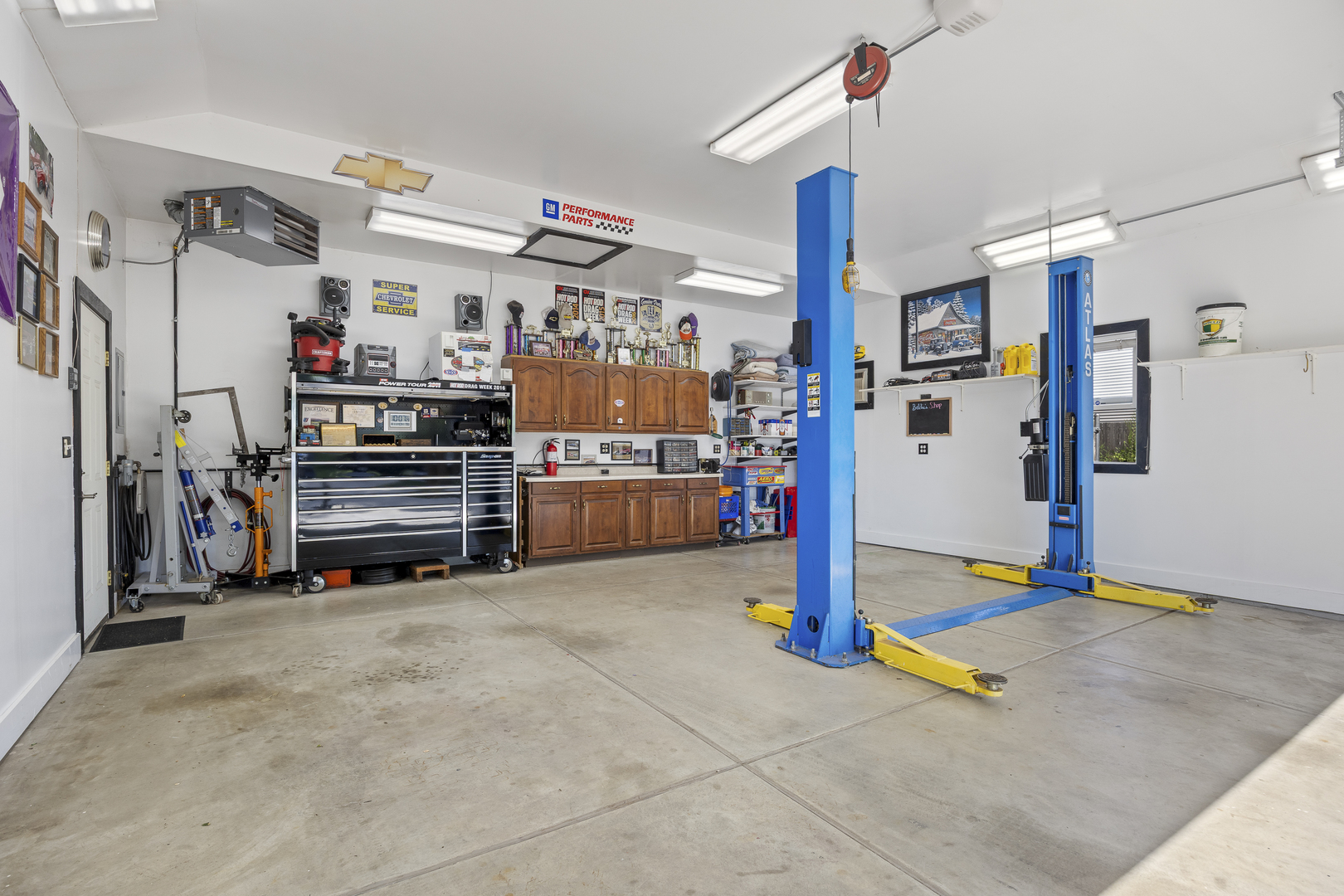 1N120 Darling Street, Carol Stream, IL 60188