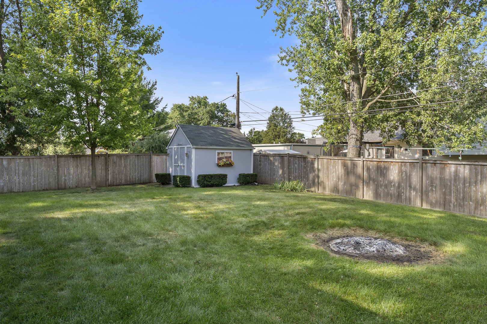 1N120 Darling Street, Carol Stream, IL 60188