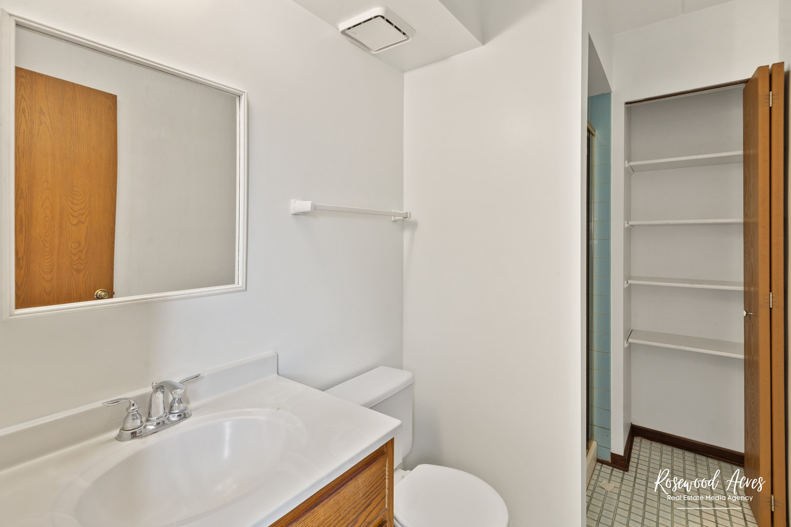 18137 Martin Avenue #1NE, Homewood, IL 60430