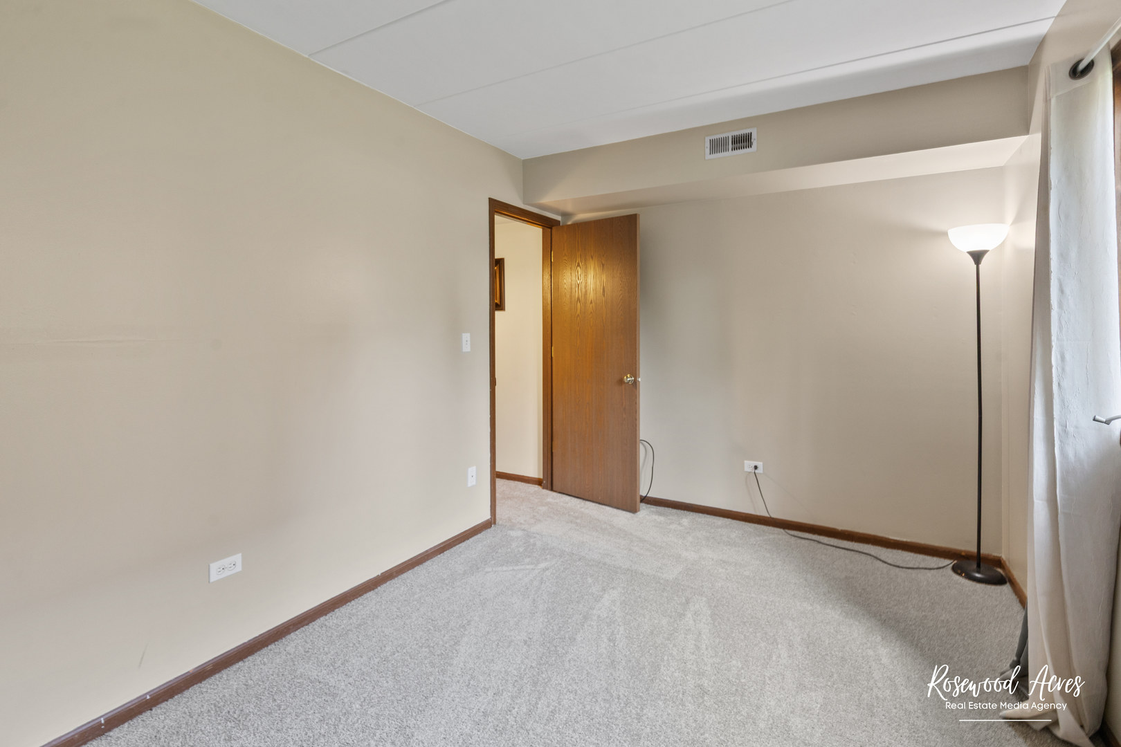 18137 Martin Avenue #1NE, Homewood, IL 60430