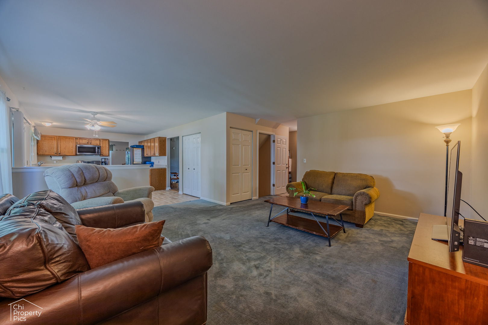 1021 Blue Ridge Parkway, Algonquin, IL 60102