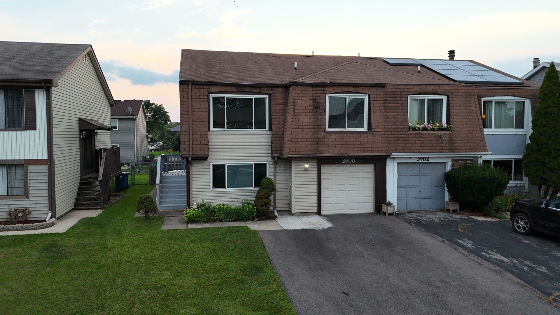 3900 Sandpiper Drive, Hanover Park, IL 60133