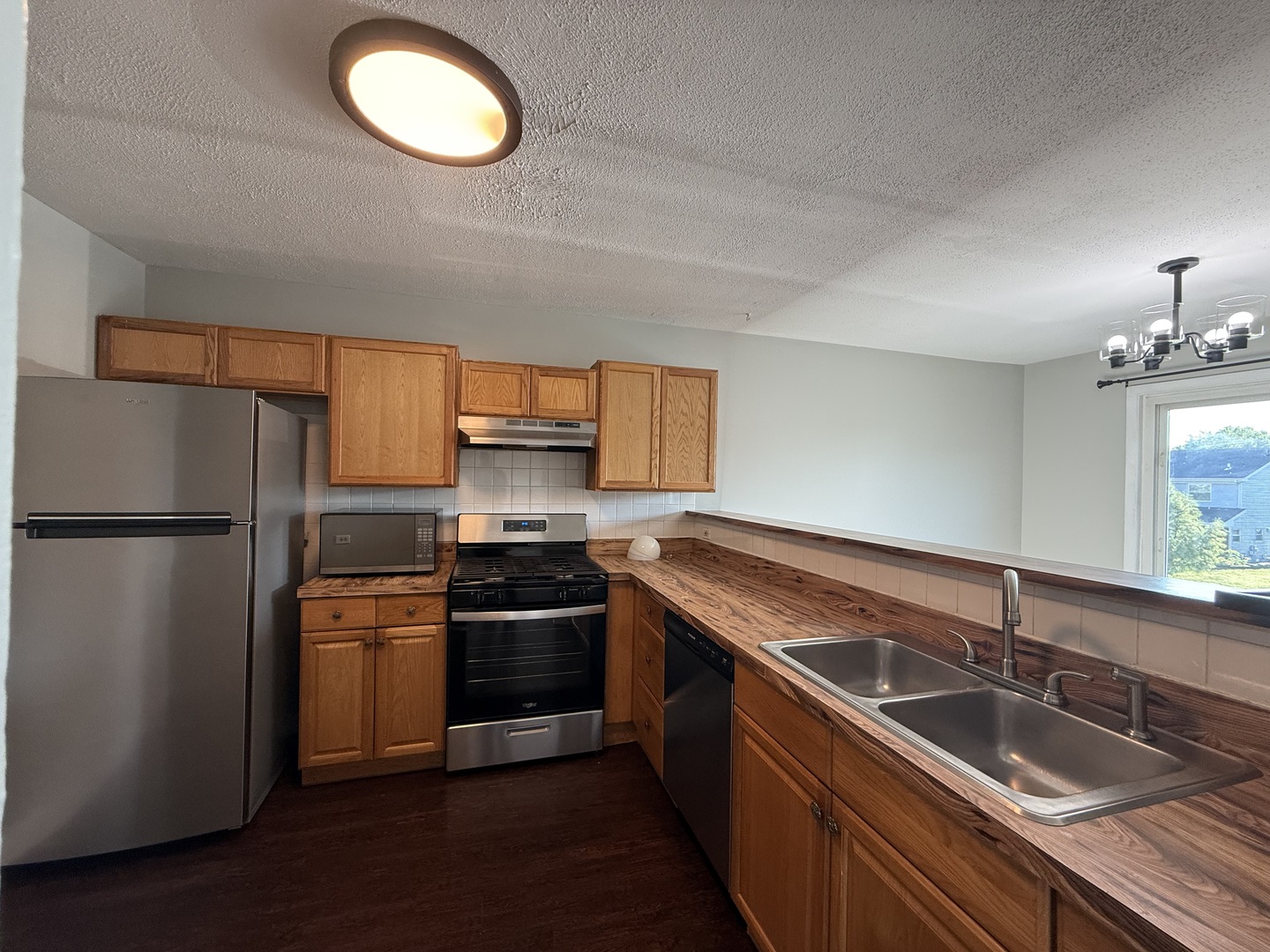 3900 Sandpiper Drive, Hanover Park, IL 60133