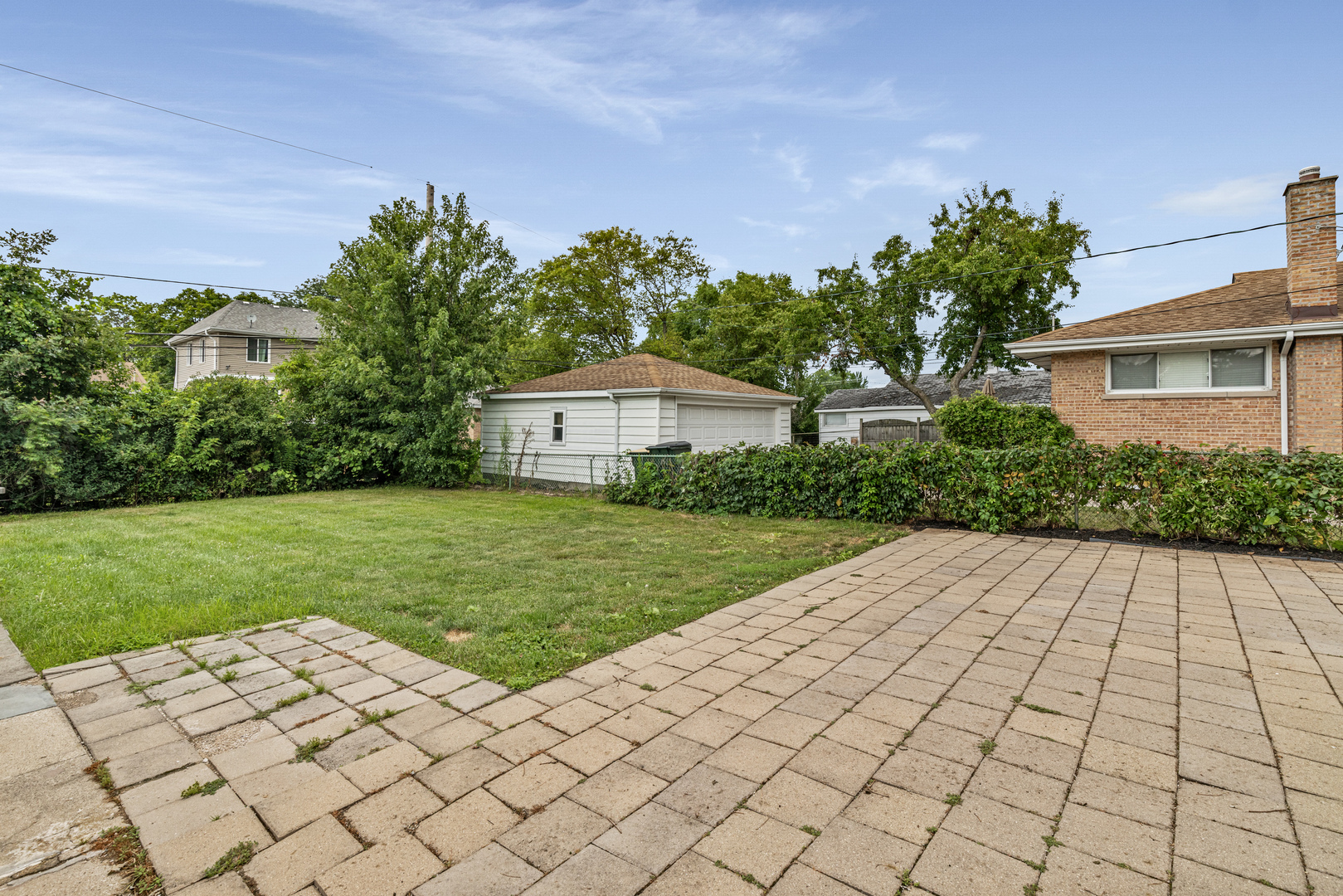 7226 W GREENLEAF Street, Niles, IL 60714