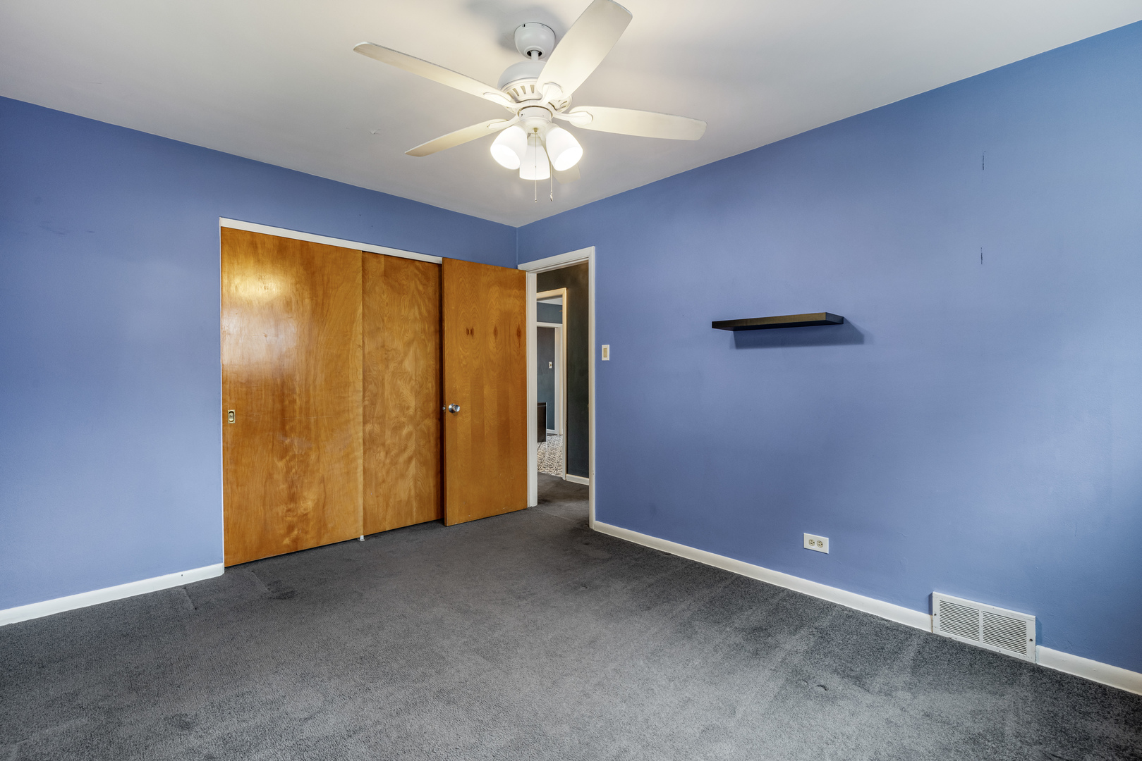 7226 W GREENLEAF Street, Niles, IL 60714