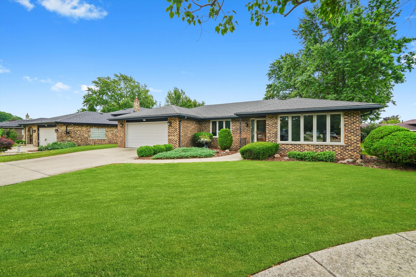 7747 Cashew Drive, Orland Park, IL 60462