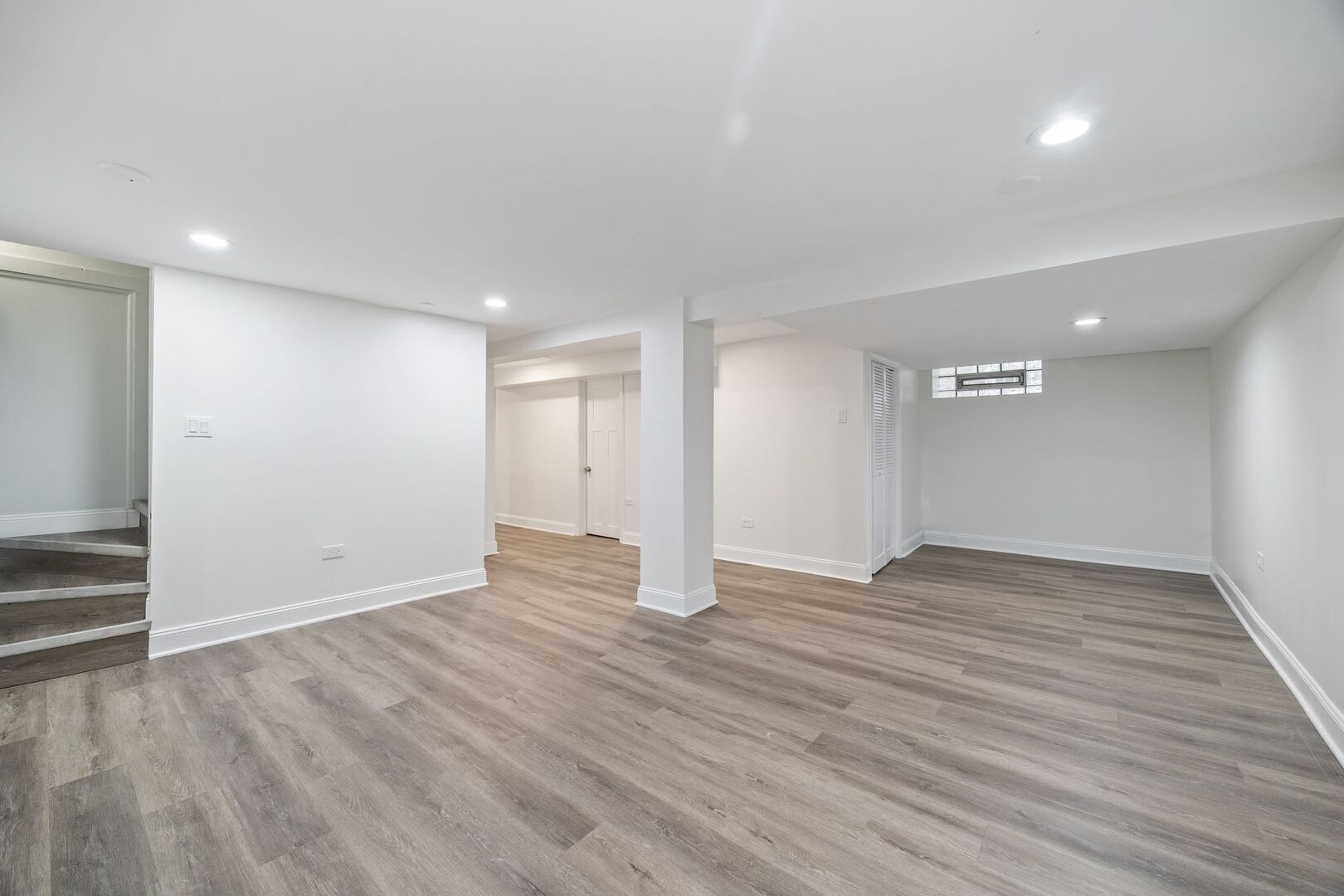 8623 S Prairie Avenue, Chicago, IL 60619