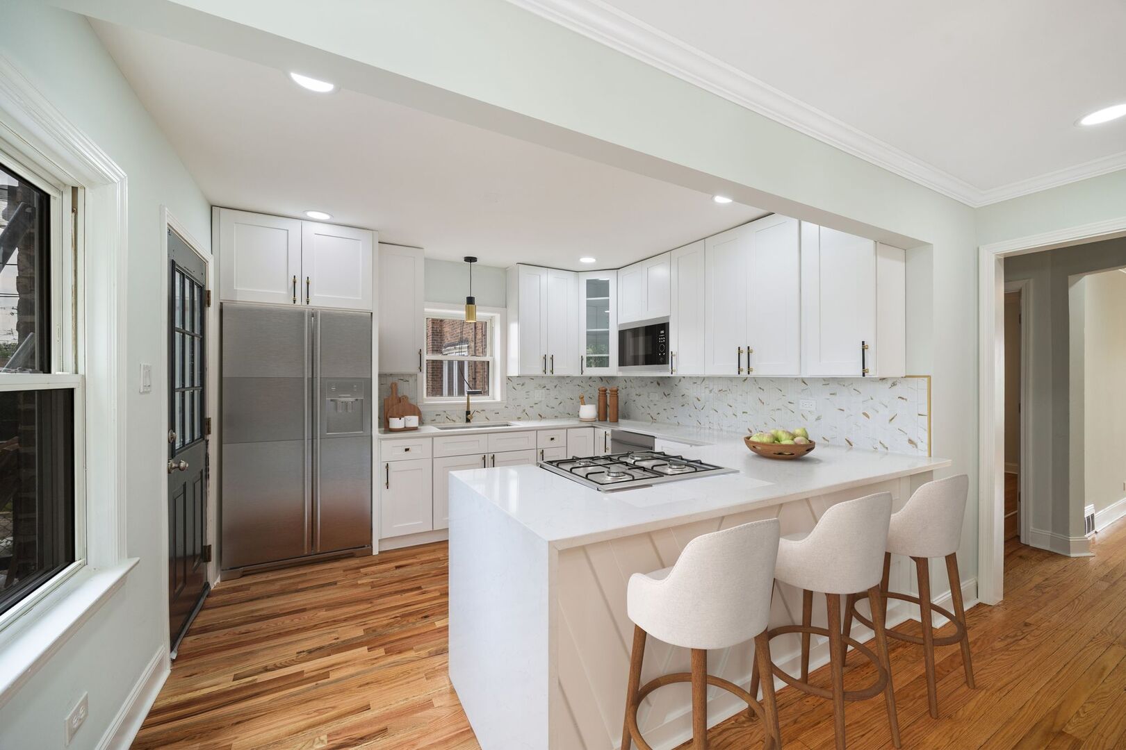 8623 S Prairie Avenue, Chicago, IL 60619